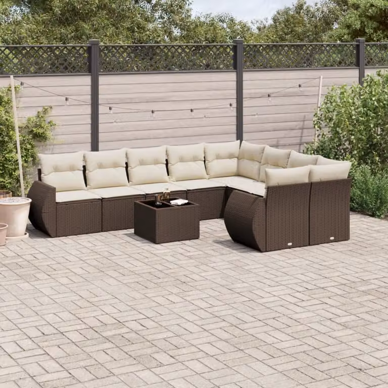 vidaXL Set Divani da Giardino a L in Polyrattan Marrone con Cuscini Bianchi e Tavolino da Esterno