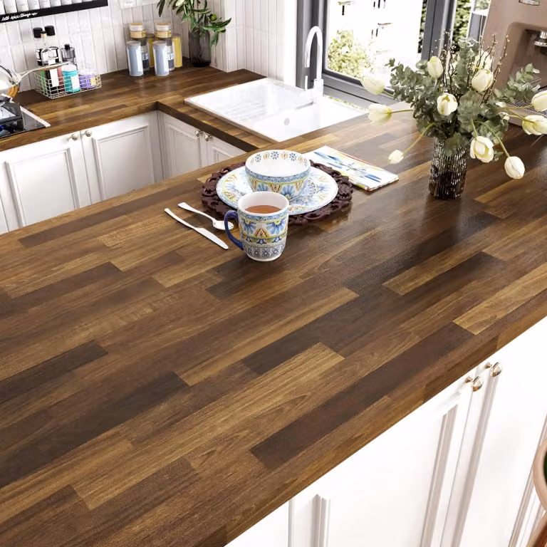 Film adesivo effetto legno per mobili da cucina
