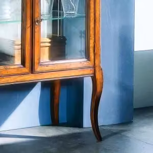Vetrina classica in legno con ante in vetro Mobili 2G finitura bassano L: 80 cm, P: 40 cm, H: 85 cm – 3