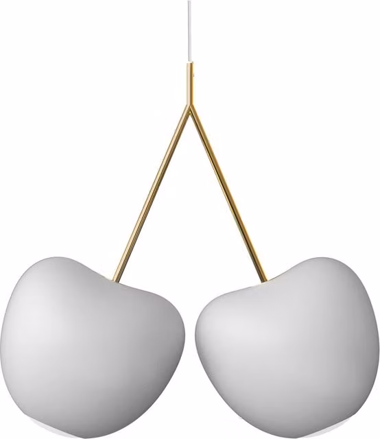 Lampada a sospensione Qeeboo Cherry in polietilene bianca con dettagli oro/ottone e attacco E27