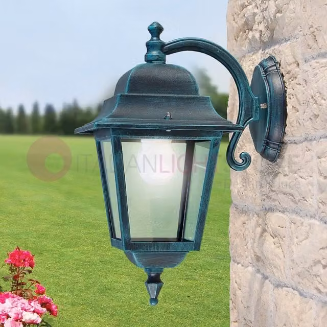 ATHENA Lanterna a Parete Quadrata Classica Illuminazione Esterno Giardino COLORE DIFFUSORE: TRASPARENTE, COLORE STRUTTURA: NERO-ORO
