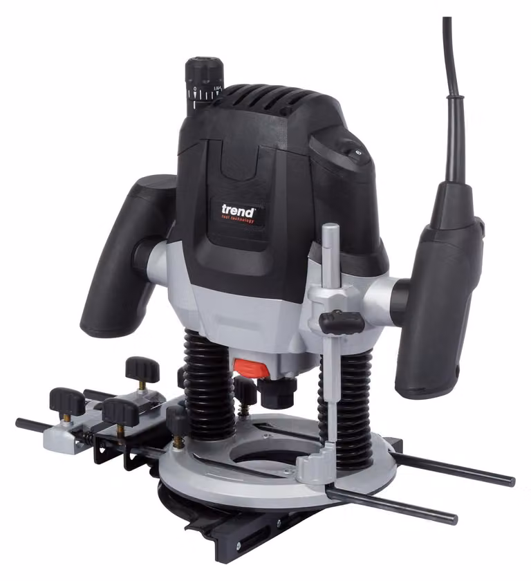 Trend T7E Fresatrice a immersione da 2100 W con regolazione della velocità, 230 V CA/CC, con valigetta