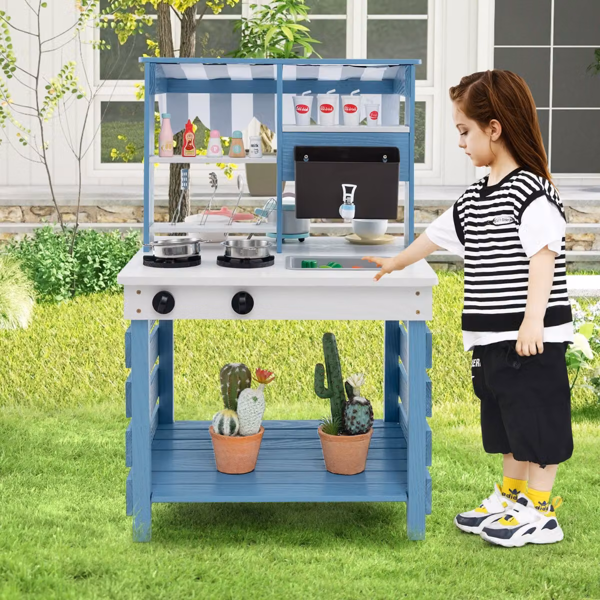 Set cucina giocattolo in legno Costway a doppia faccia con lavandino e vaschetta per l'acqua, Blu e Bianco per bambini dai 3 anni in su