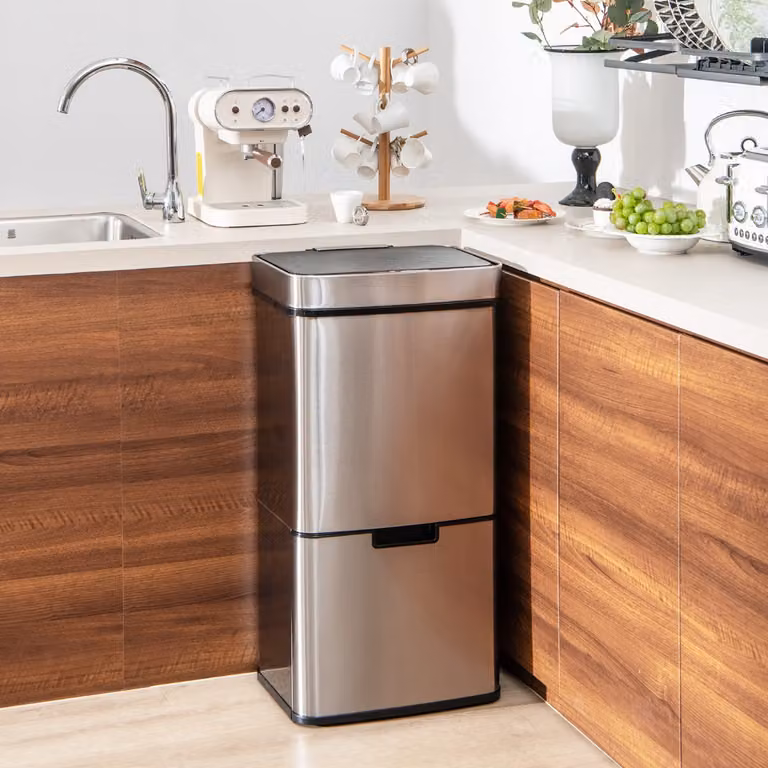 Cestino per rifiuti Costway in acciaio inox con sensore di movimento e doppio contenitore rimovibile, Argento, 72 l
