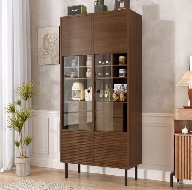 Mobile contenitore multifunzione effetto noce con vetrina in vetro, ripiani e cassetto nascosto per bagno, soggiorno e ufficio