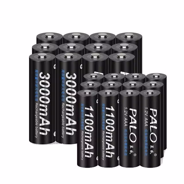 Batterie ricaricabili, capacità 1100mAh, tecnologia Ni-MH, 1,2V, 12AA e AAA