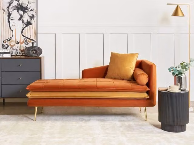 Chaise Longue Chesterfield Beliani in Velluto Arancione con Cuscini, Versione Destra, L/P/H: 160 x 79 x 72 cm – 1