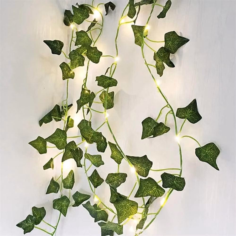 Catena luminosa a forma di foglie di edera, 2 metri, 20 LED bianco caldo, alimentata a batteria, con timer