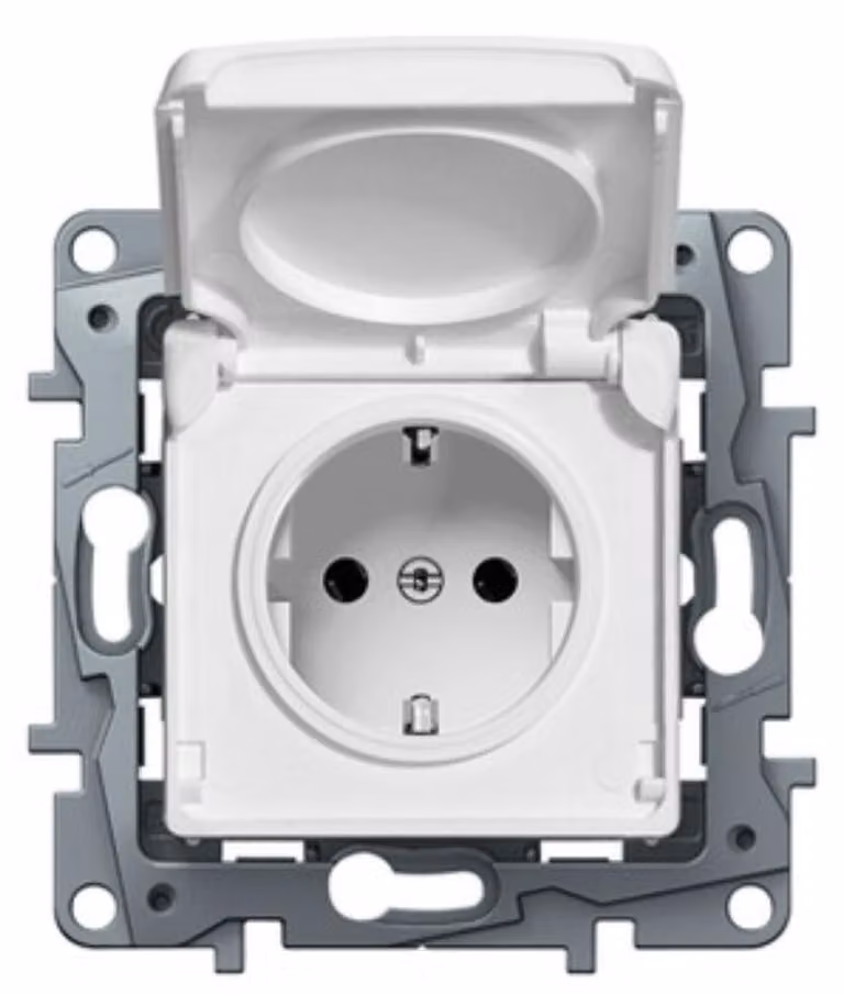 Presa SCHUKO Niloe IP44 ultra white 664747
