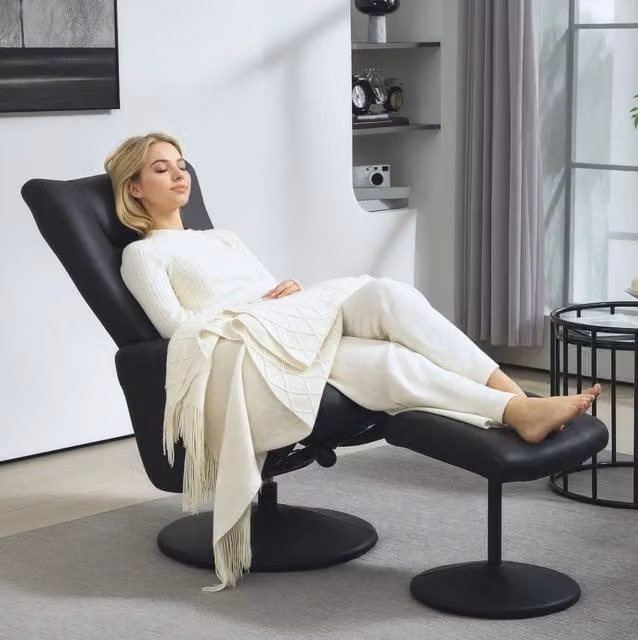 Poltrona Relax con Pouf in Ecopelle Nera, Schienale Regolabile e Girevole a 360°, Portata 150 kg