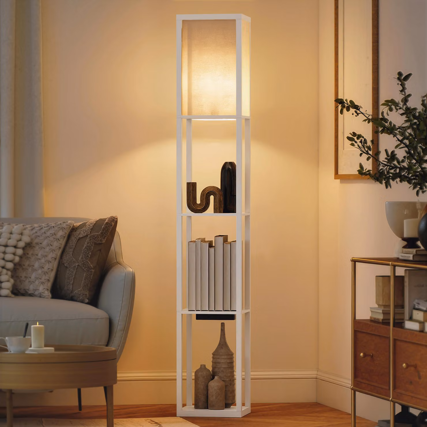 Lampada da terra HOMCOM con ripiani e porte USB, luce regolabile e interruttore a pedale, bianco – 2