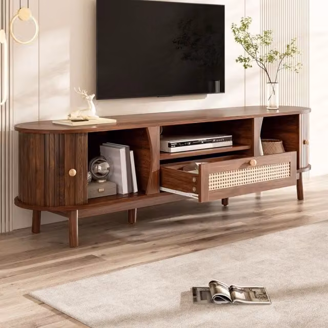 Mobile porta TV in MDF con ante scorrevoli cassetti in rattan e vani aperti per soggiorno noce 165 × 37 × 46 cm