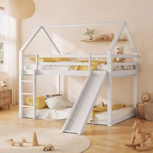 Letto a castello a casetta con scivolo e scala; 140x200 cm; bianco