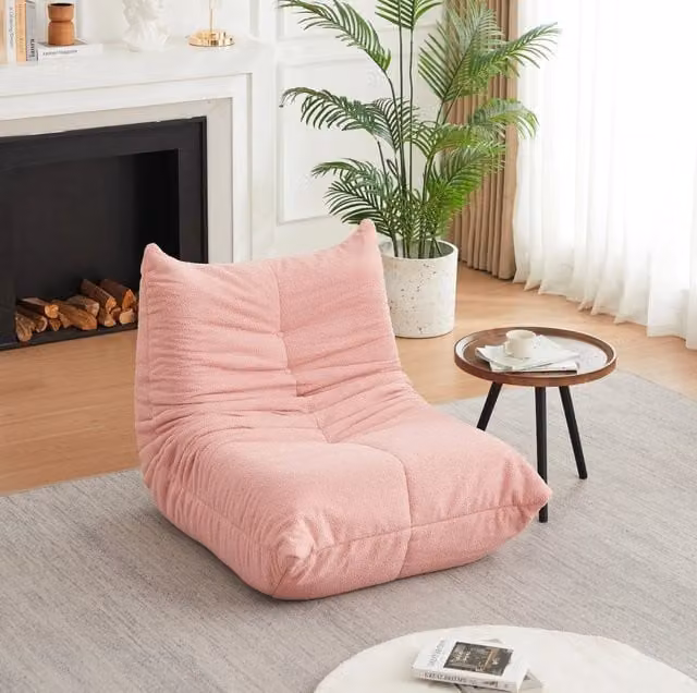 Poltrona da pavimento ULEVR 97 cm in tessuto teddy rosa, imbottita in schiuma elastica, design con bottoni