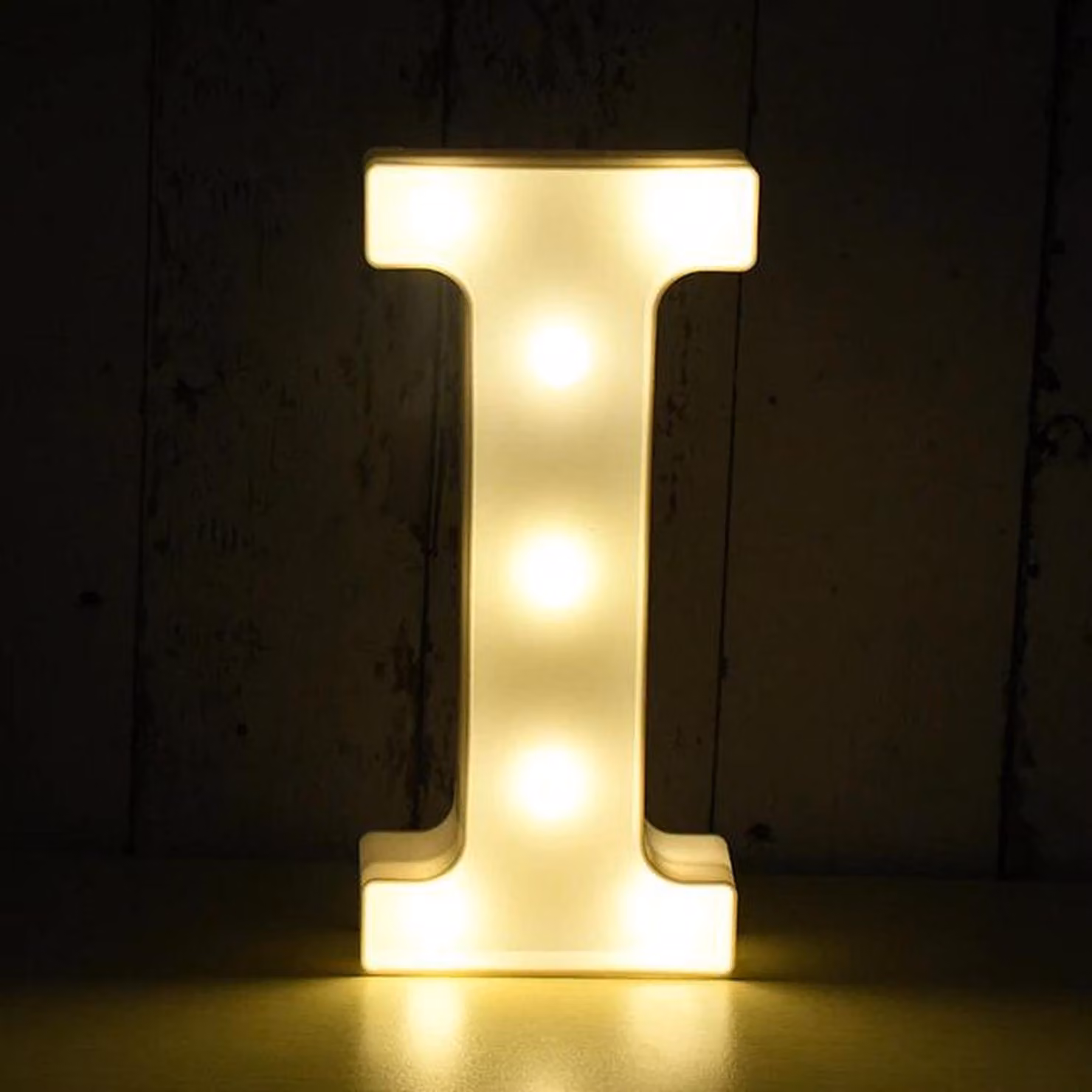 Lettera 3D illuminata a LED, lettera I da 22 cm