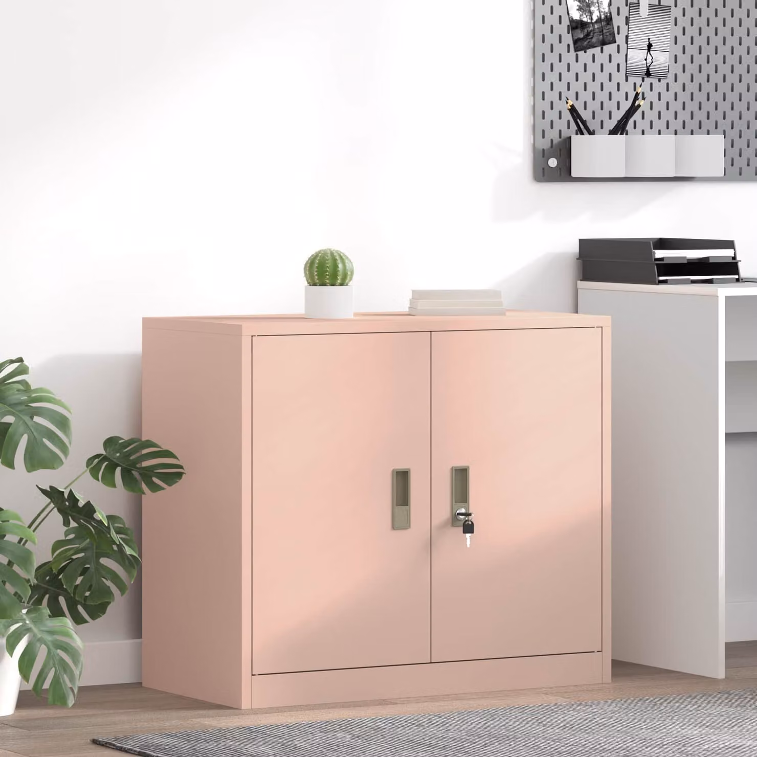 Armadio in metallo vidaXL rosa con ante a battente e serratura L/P/H: 80 x 40 x 70 cm