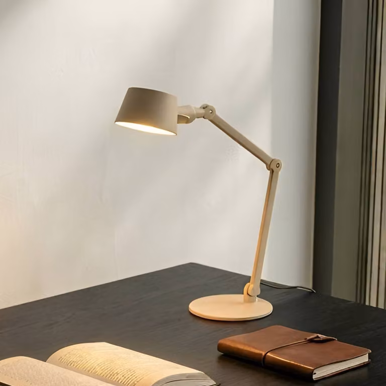Lampada da scrivania Silka Lucande, Crema / Ambra, Soggiorno / Sala da pranzo, Metallo, Moderno, Lampada da tavolo
