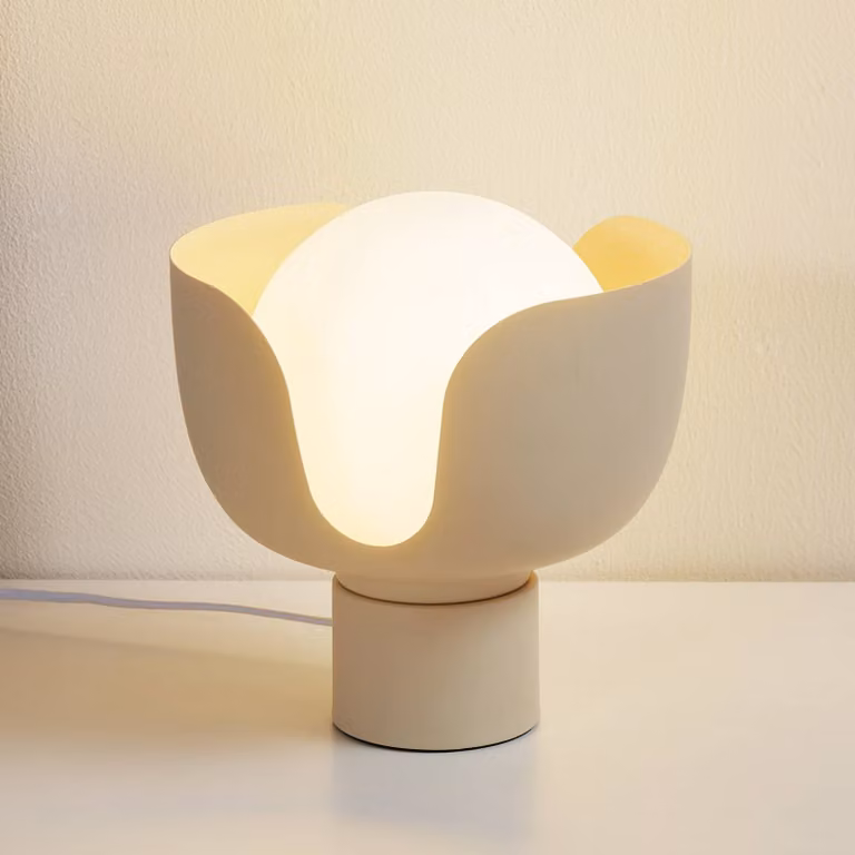 Lampada da tavolo Fiora Lindby, Crema / Ambra, Soggiorno / Sala da pranzo, Metallo, Moderno, Lampada da tavolo
