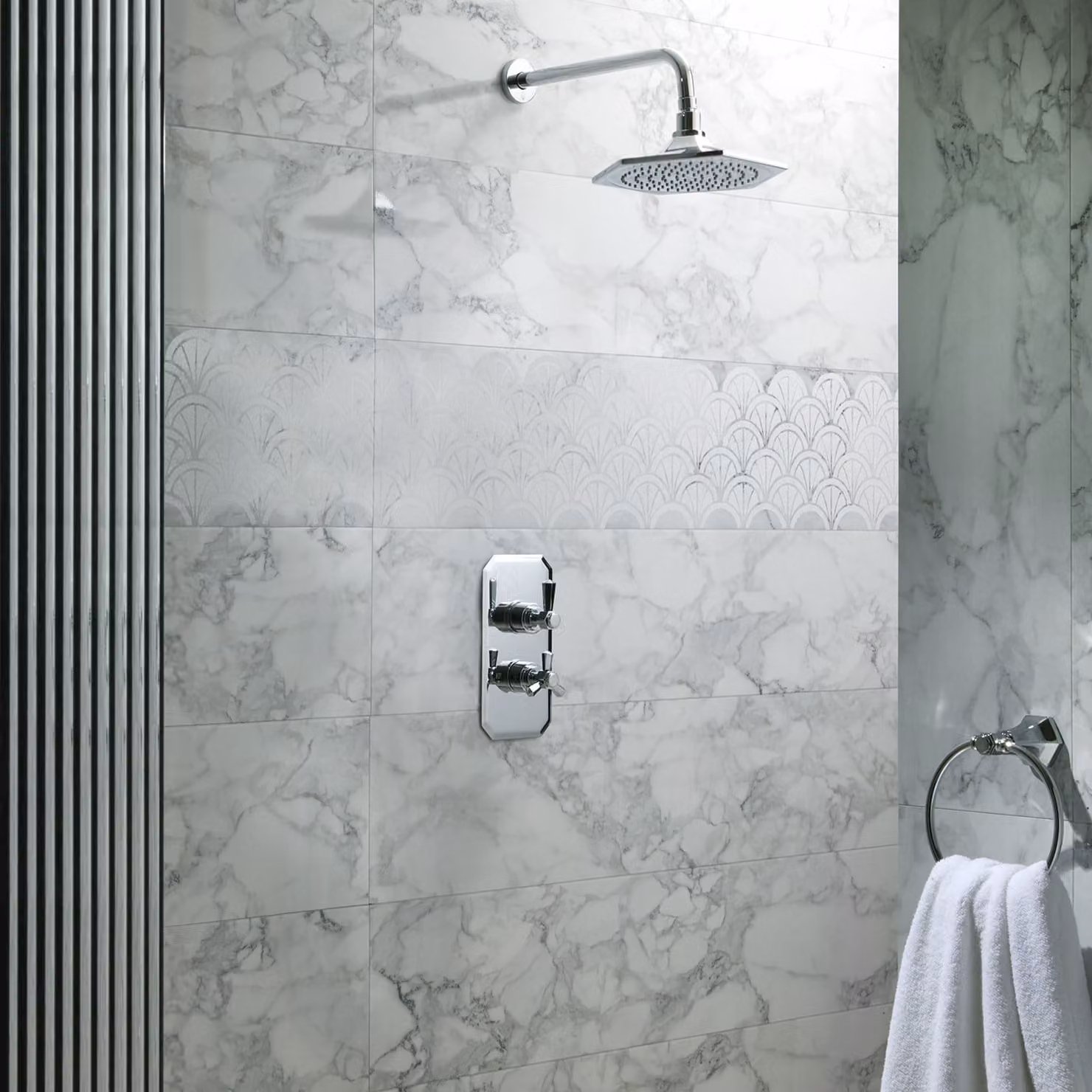 Sistema Doccia con Miscelatore Termostatico con Soffione Art Deco (1 via) - Cromato - Earlham