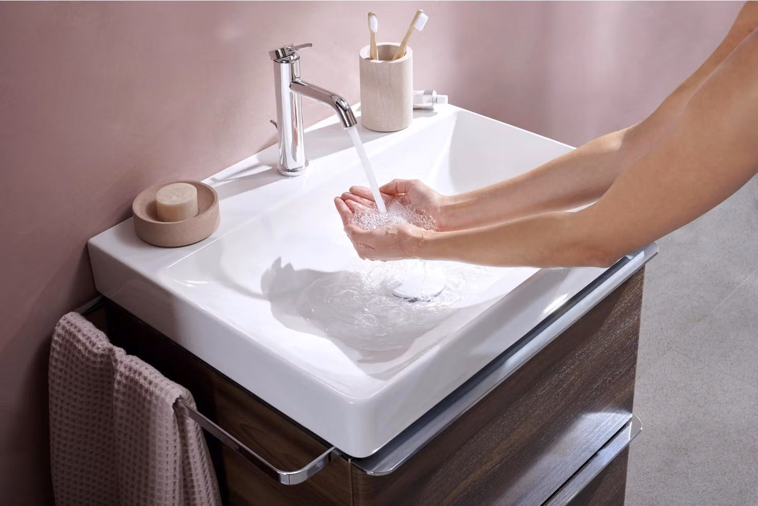 hansgrohe Tecturis S WTM 110 CoolStart EcoSmart con set di scarico con tirante cromato, 1 pz.