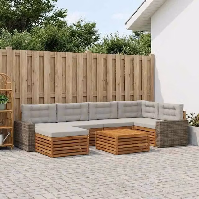 Set di divani da esterno a L vidaXL in legno di acacia con cuscini beige e grigi, composto da 7 pezzi con tavolino e pouf