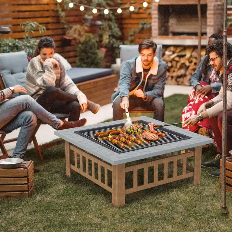 Tavolo braciere da esterno 3 in 1 Costway in legno per barbecue e picnic, colore nero e naturale, diametro 81 cm
