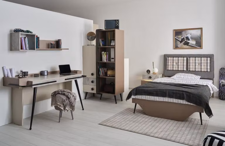 Schlafzimmer mehrfarbig Komplettes Bett Nachttisch Schreibtisch Regal