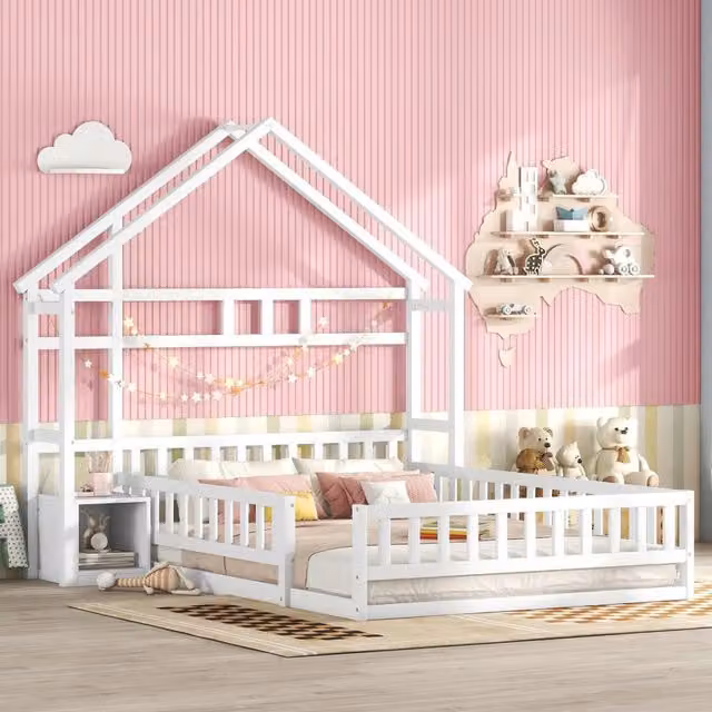 Letto per bambini 140x200 cm a casetta con sponda e comodino; legno di pino e MDF; bianco