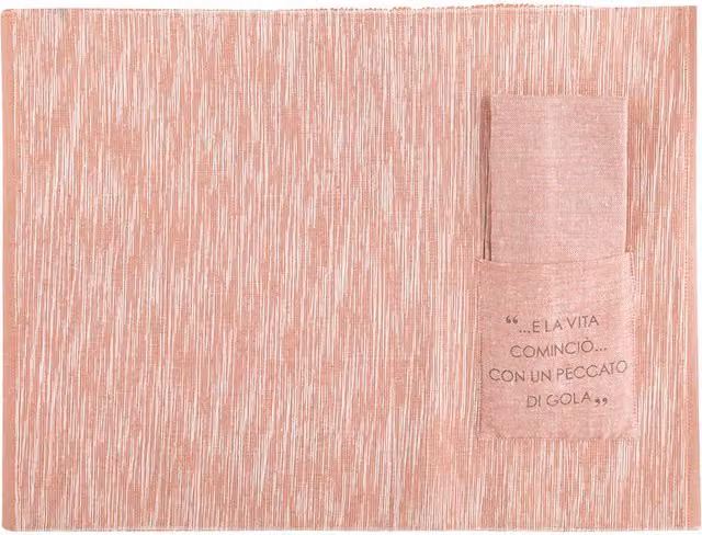 Set di tovaglietta e tovagliolo KASANOVA con scritta Quotes in cotone, rosso e rosa