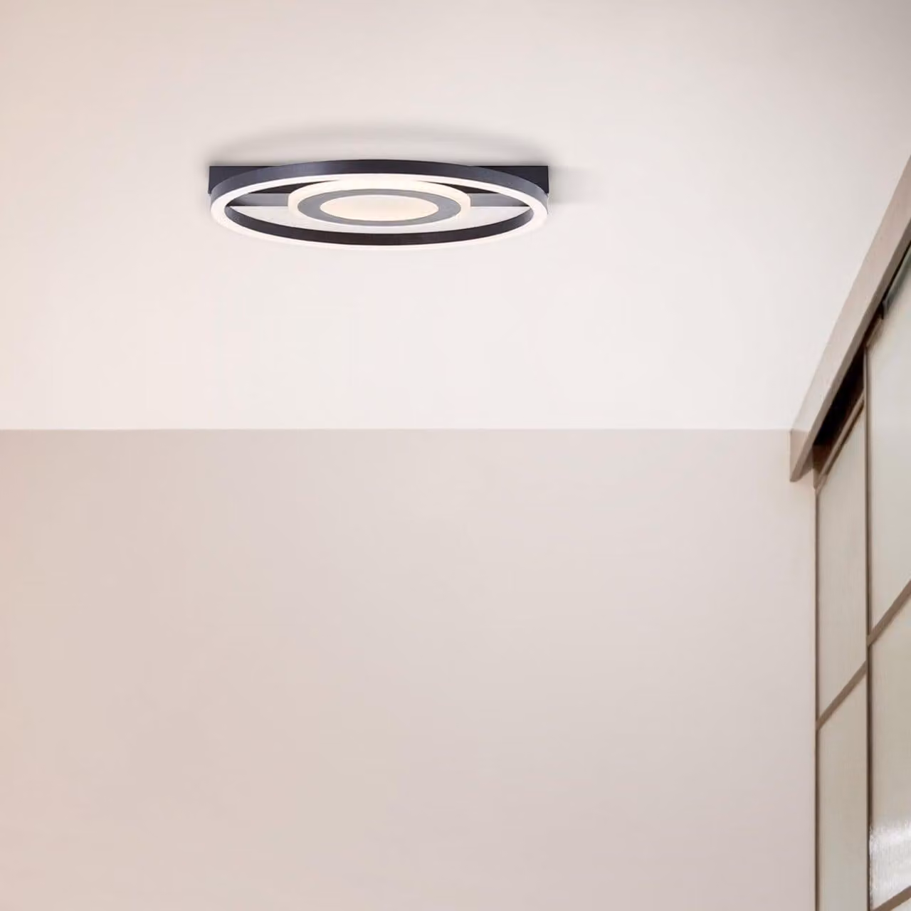 BRILLANTE plafoniera LED nera senza tempo Maureen | bianco caldo | 22W 2900 Lumen 3000 Kelvin | 37x37cm