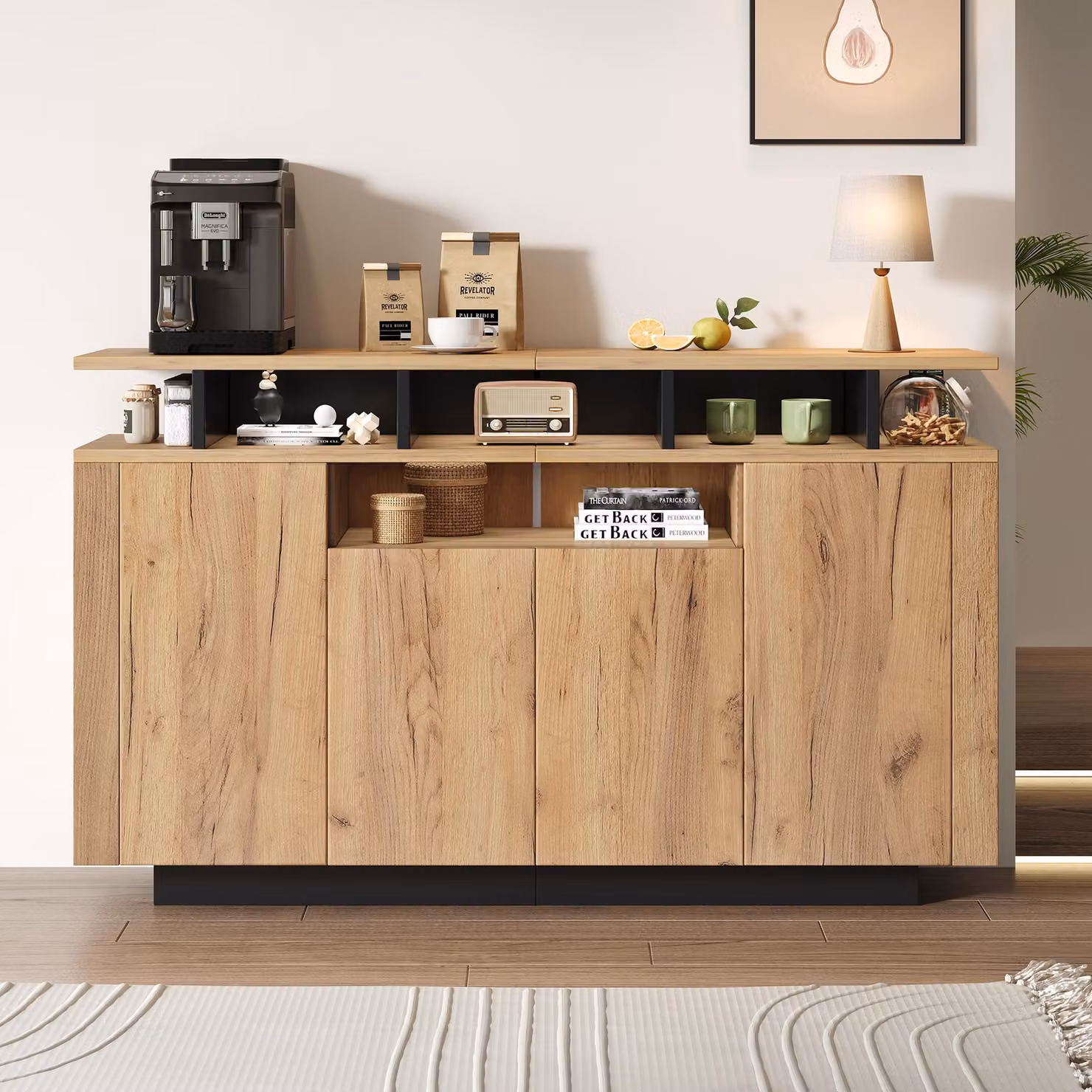 Mobile contenitore moderno Flieks con 4 ante e tre vani a giorno, ideale per il soggiorno, l'ingresso o l'ufficio. Dimensioni: 140x40x85 cm. Colore: naturale