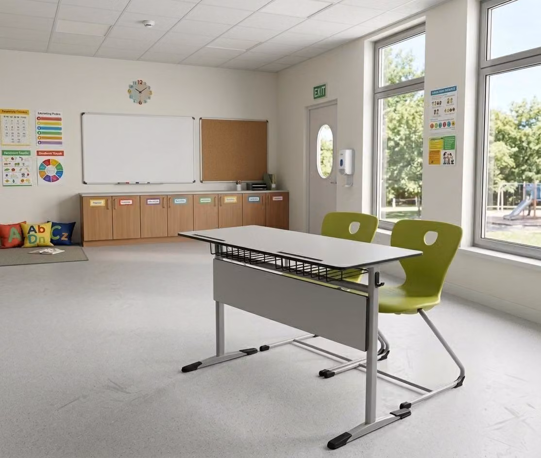 Set scolastico moderno ed ergonomico, grigio: banco scolastico e sedia Grun a due posti