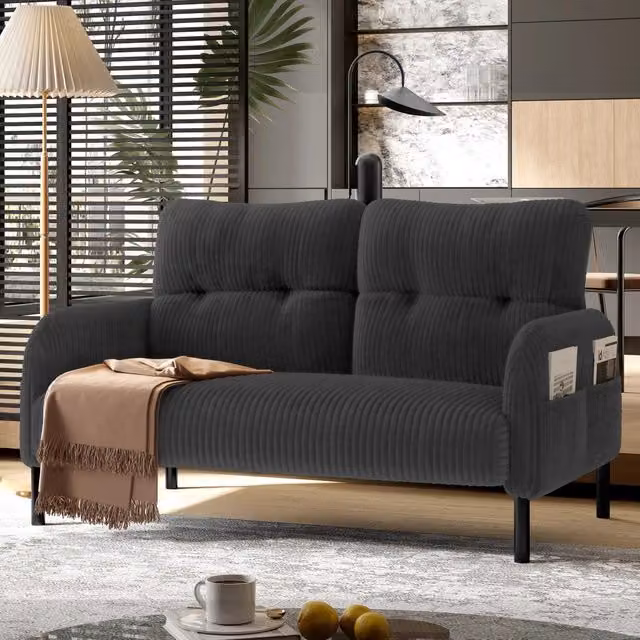 Divano a 2 posti OKWISH in velluto a coste grigio con schienale ergonomico e tasca laterale in metallo L: 120 cm, P: 75 cm, H: 79 cm
