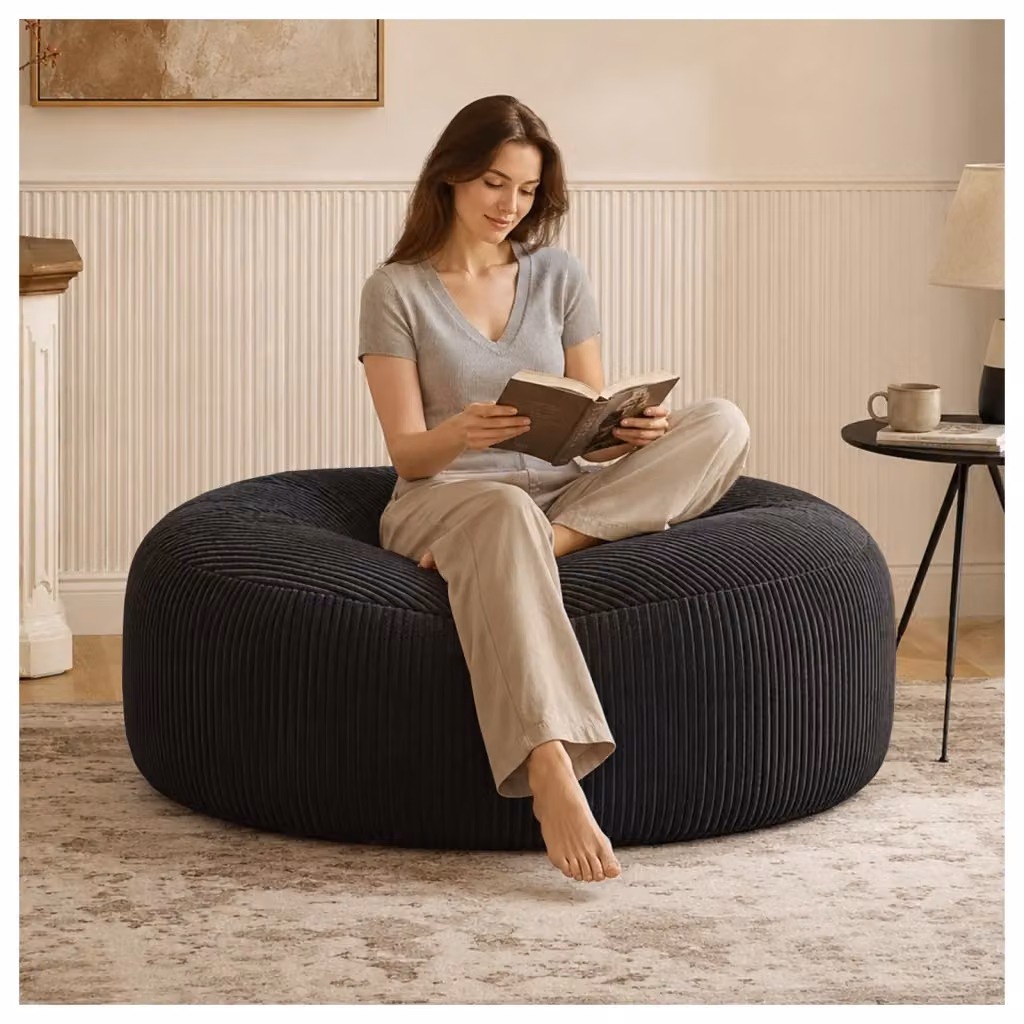 Pouf rotondo OKWISH in velluto a coste con imbottitura in memory foam, nero, L: 52 cm, P: 43,5 cm, H: 31,5 cm – 2