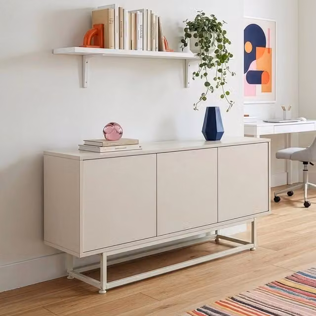 Credenza Bassa Boxholm en.casa con 3 Ante Push-Open, Colore Beige, L 120 cm x P 30 cm x H 55 cm