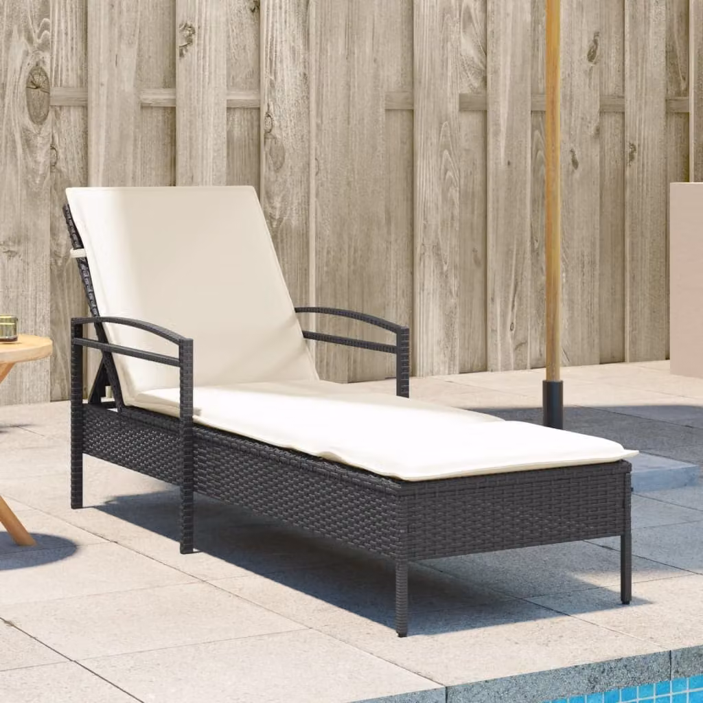 vidaXL Lettino Prendisole in Polyrattan con Cuscino Nero e Poggiatesta Regolabile L: 200 cm, P: 63 cm, H: 81 cm