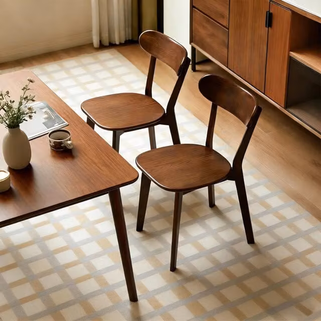 Sedia da pranzo REDOM in legno massello stile mid-century colore noce