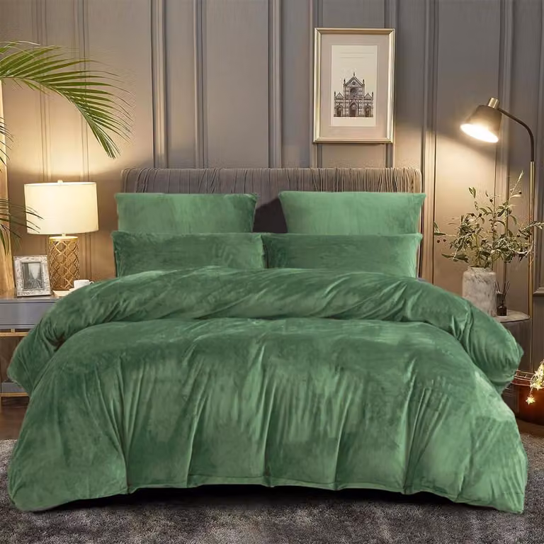 Set di lenzuola 200x200 cm, stile invernale, in pile, colore verde oliva, realizzato in microfibra, con 2 federe 80x80 cm