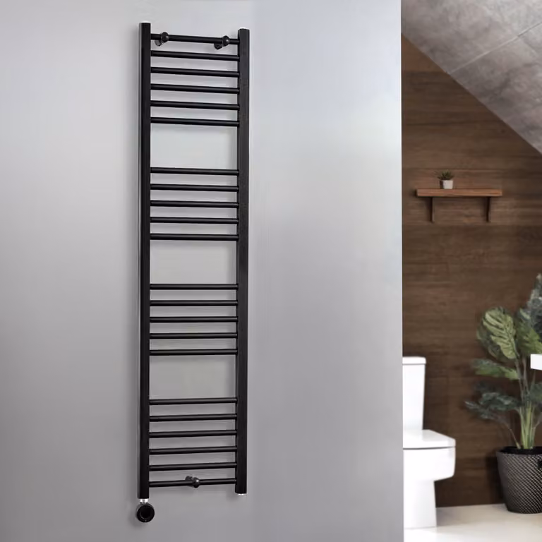 Scaldasalviette Elettrico Nox ECOSO by Hudson Reed Nero con Elemento Termostatico Wi-Fi e Presa Elettrica L: 40 cm, H: 160 cm