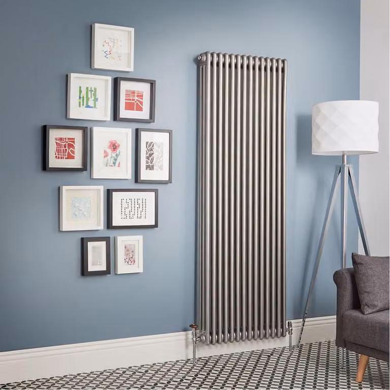 Radiatore Tradizionale Verticale a Tre Colonne - Argento Metallizzato - 1800mm x 650mm - Regent