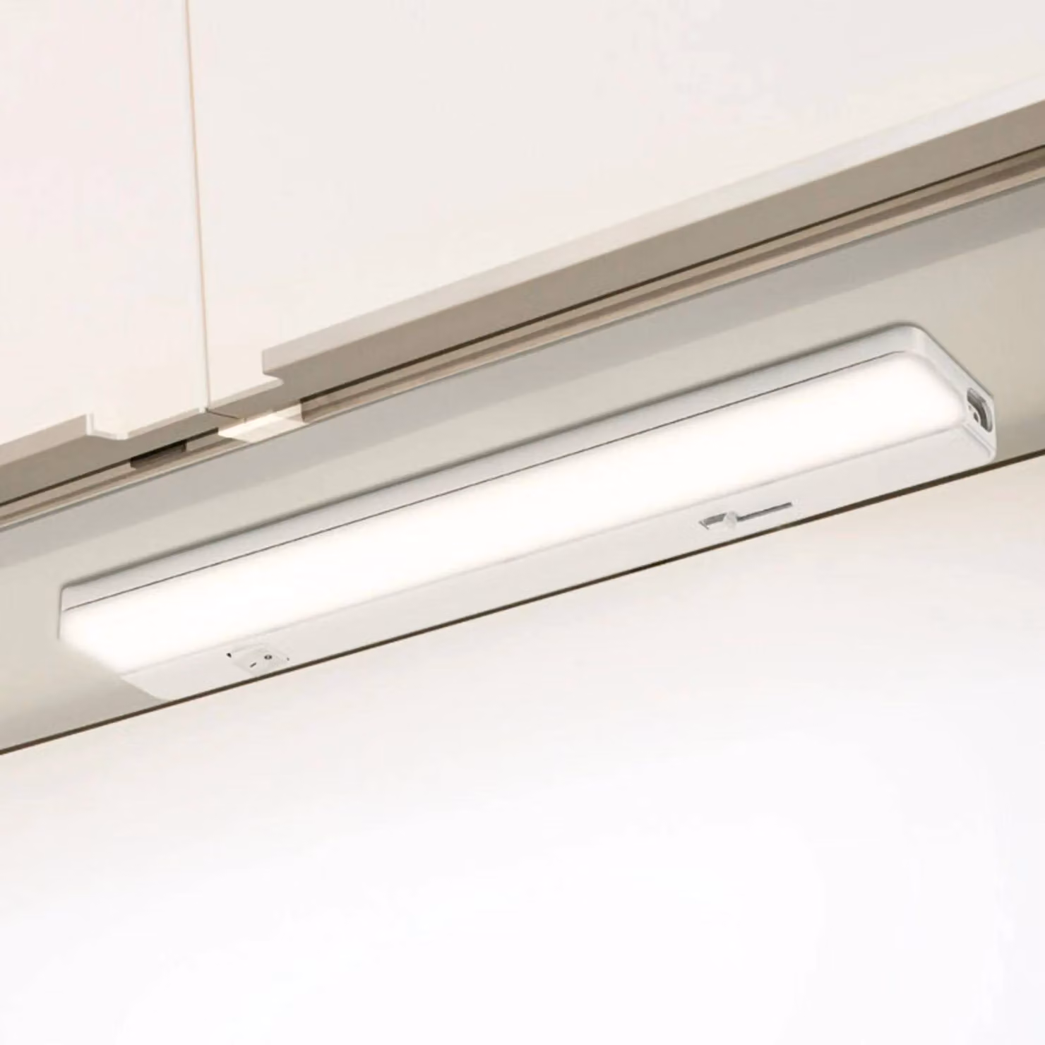 Müller-Licht Lampada LED da mobili Fida lunghezza 60 cm, dimmer Fida, dimmerabile, Bianco / Opale, Cucina, Plastica, Moderno, Lampade per mobili