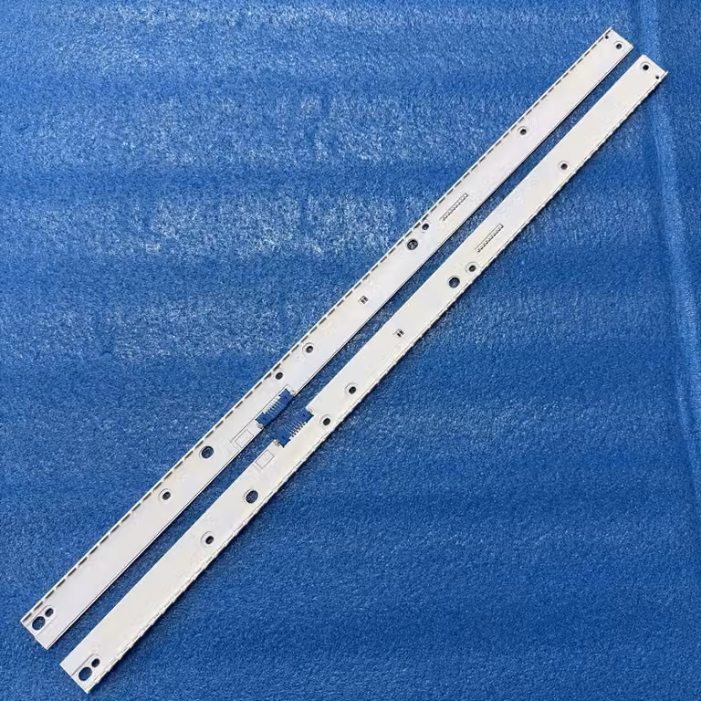 Striscia di retroilluminazione a LED, lunghezza 600 mm, flusso luminoso inferiore a 60, materiale in alluminio, alimentazione a corrente continua, compatibilità con modelli TV selezionati