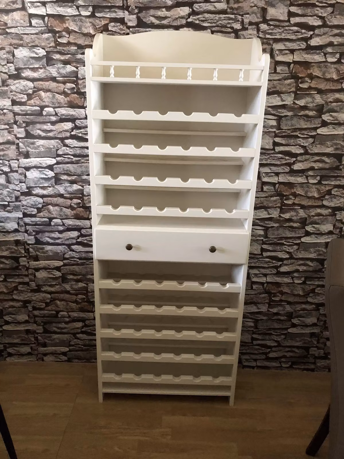 Porta bottiglie con cassetto centrale Mobili 2G laccato bianco opaco L/P/H: 70 x 30 x 174 cm – 2