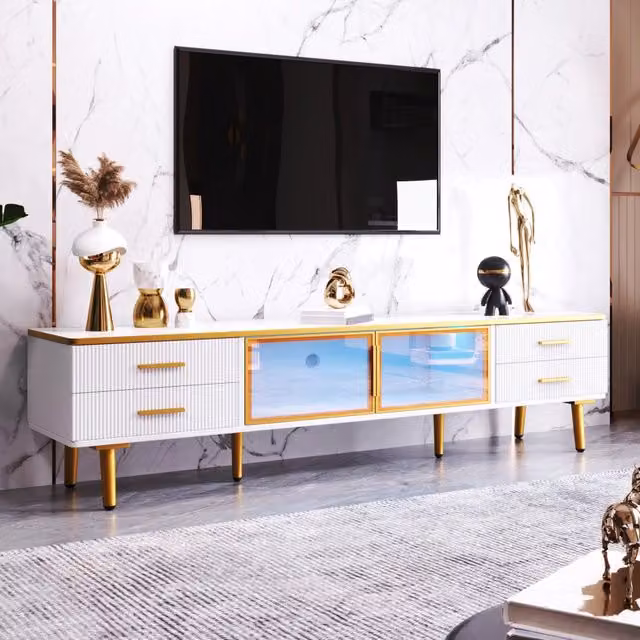 Mobile TV moderno WISHDOR con effetto marmo bianco e dettagli oro, 4 cassetti, 2 ante in vetro temperato e illuminazione LED integrata, L: 170 cm, P: 37 cm, H: 47,5 cm
