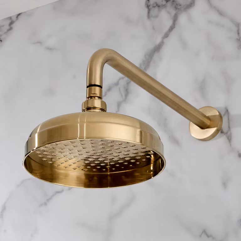 Soffione Doccia Tradizionale Circolare 205mm - Con braccio a parete - Finitura Oro Satinato