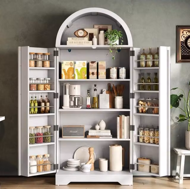 Vetrina alta bianca ad arco in MDF 70×40×165 cm con ripiani aperti e ante