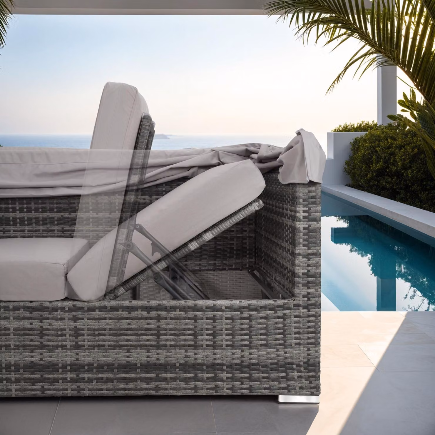 Set da giardino Tectake San Marino in rattan e alluminio grigio con divano a 2 posti, poltrona, tavolino e pouf con cuscini inclusi – 3