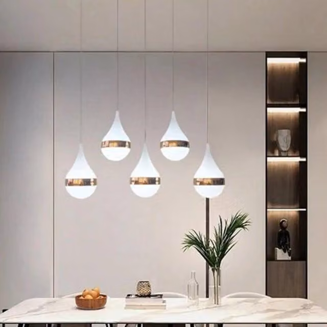 Lampadario a Soffitto LED Trade Shop Traesio Moderno con Design a 5 Gocce, Colore Oro, 53W, Luce Fredda 6500K