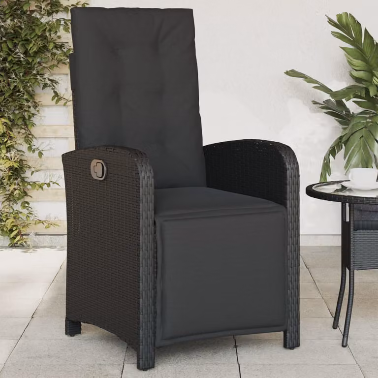 Sedia reclinabile da giardino con poggiapiedi vidaXL in rattan e metallo nera