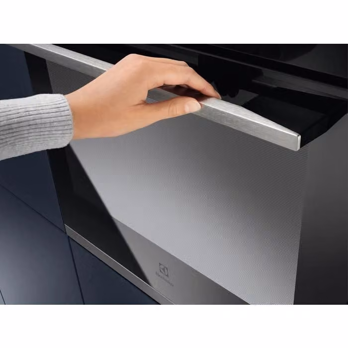 Forno da incasso combinato a vapore Electrolux Serie 800 da 70 L, Classe A++, con Wi-Fi e pulizia a vapore, colore Argento Acciaio Inox, L: 59.5 cm, P: 59.4 cm, H: 56.7 cm – 2